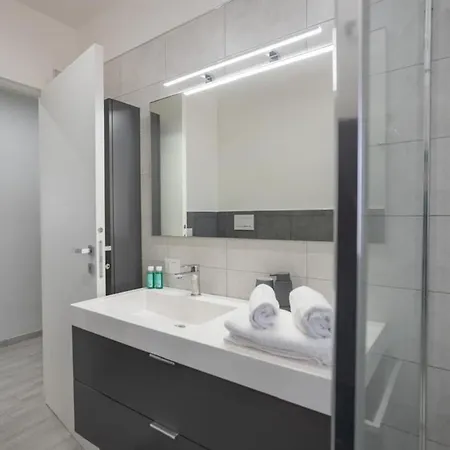 Апартаменты La Dimora Di Elidea Бриндизи